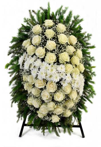 Венок на похороны с живыми цветами и декоративными элементами в Алматы